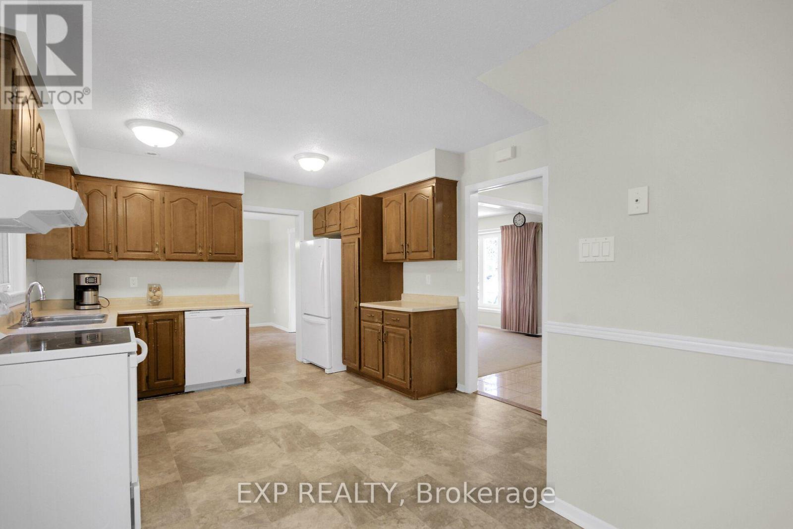 13 SHANEL PLACE - Image 20