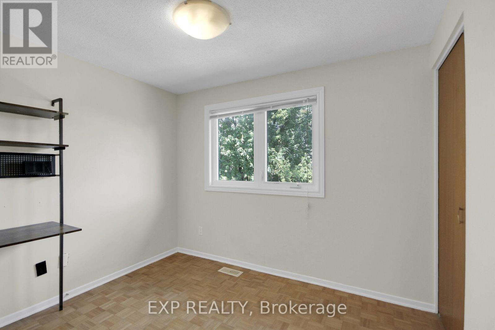 13 SHANEL PLACE - 35