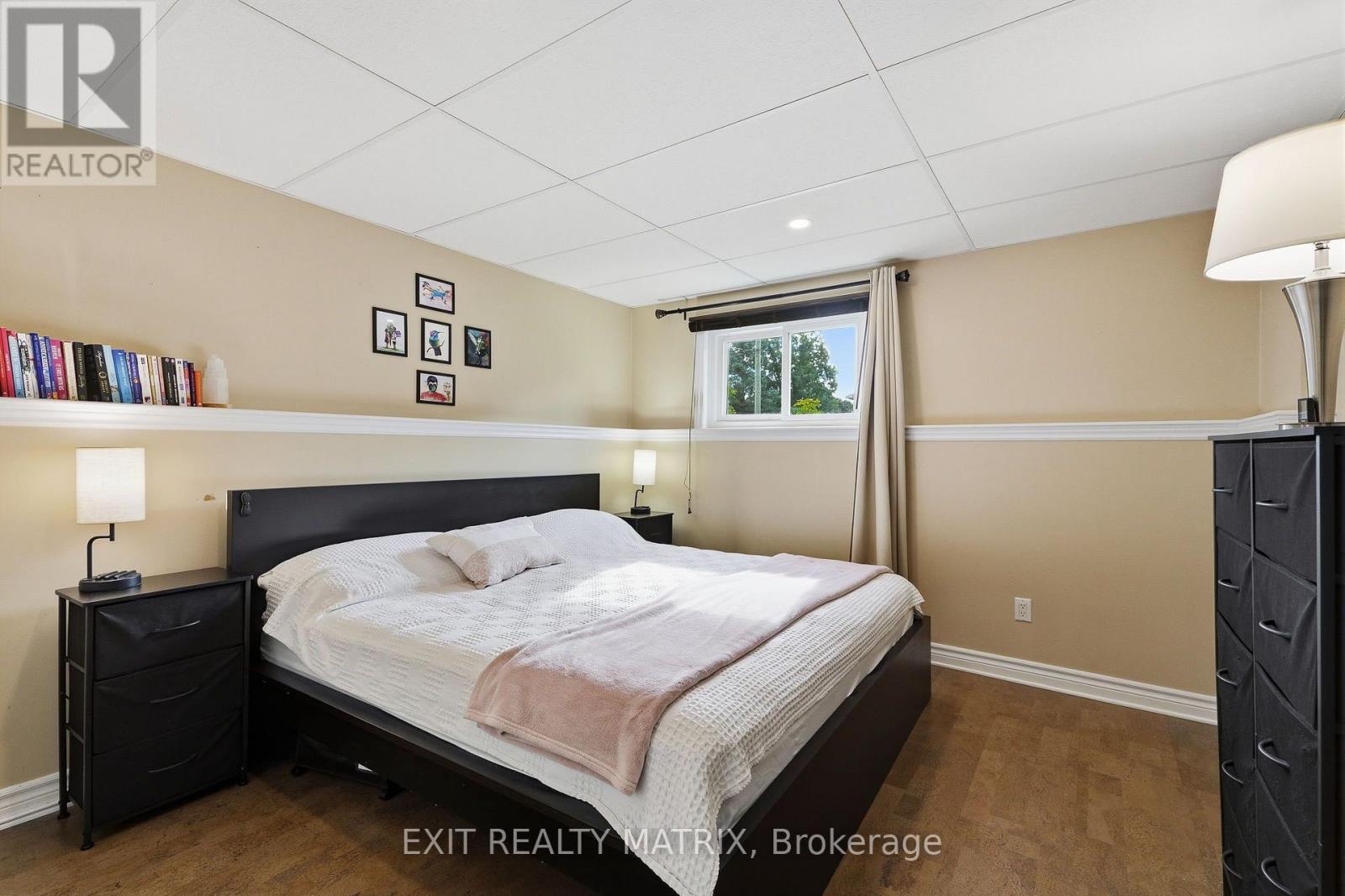 44 STE THERESE BOULEVARD - Image 28