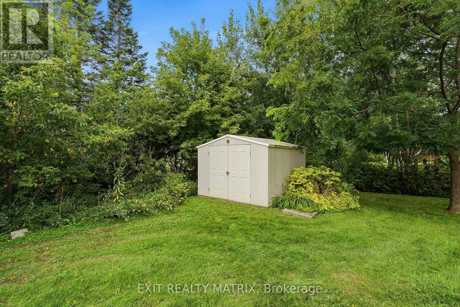 44 STE THERESE BOULEVARD - 36