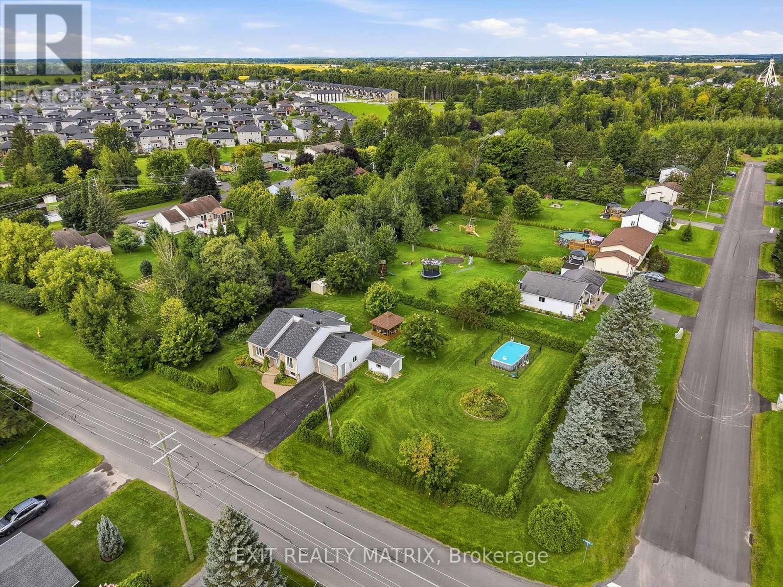 44 STE THERESE BOULEVARD - Image 42
