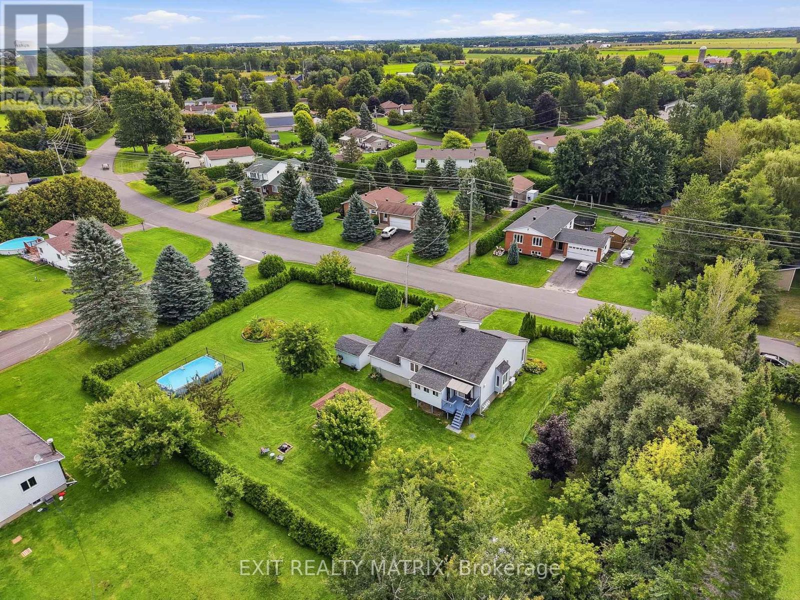 44 STE THERESE BOULEVARD - 44