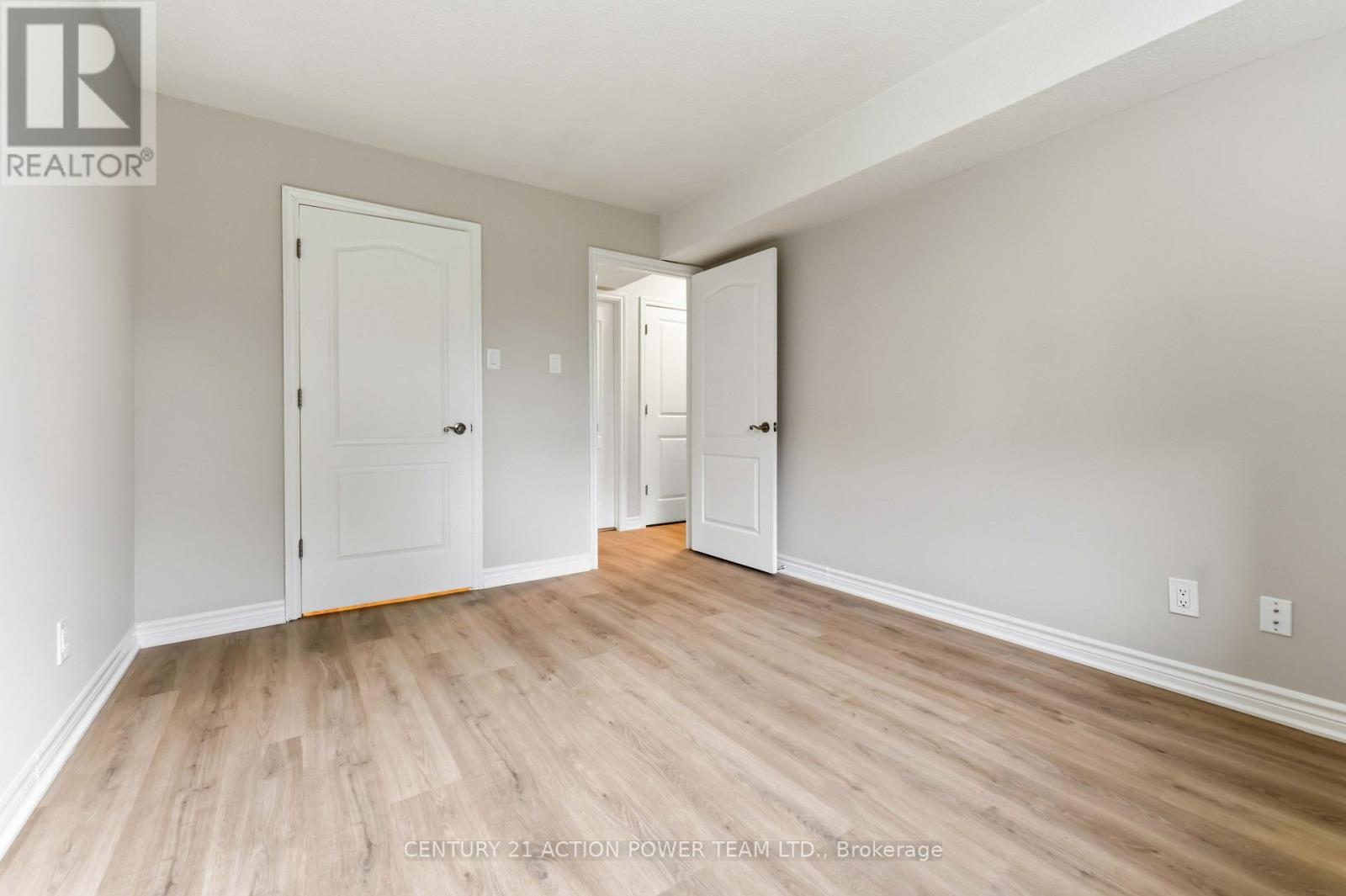#115 345 CENTRUM BOULEVARD - 26