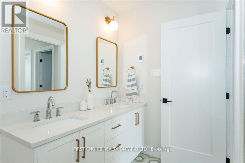 296 RIVERDALE AVENUE - 17