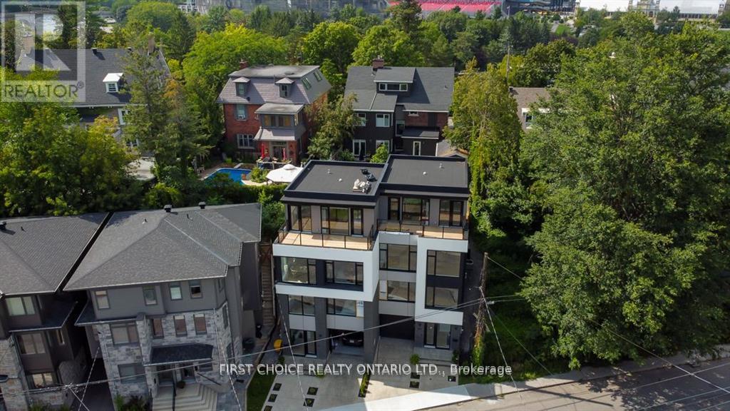 296 RIVERDALE AVENUE - Image 35