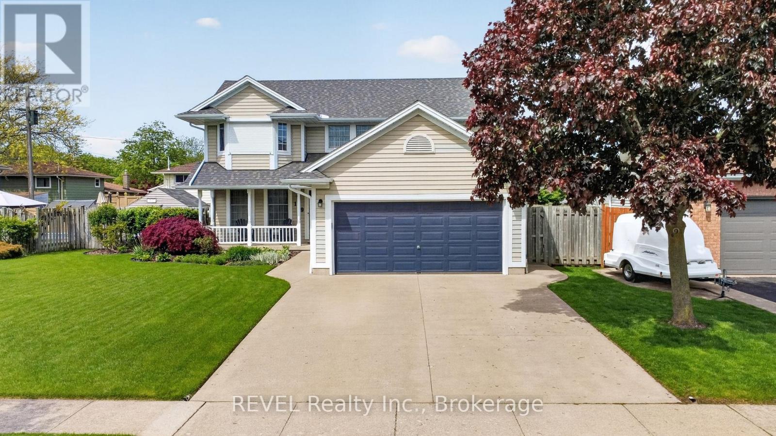 149 GREEN POINTE DRIVE - 1