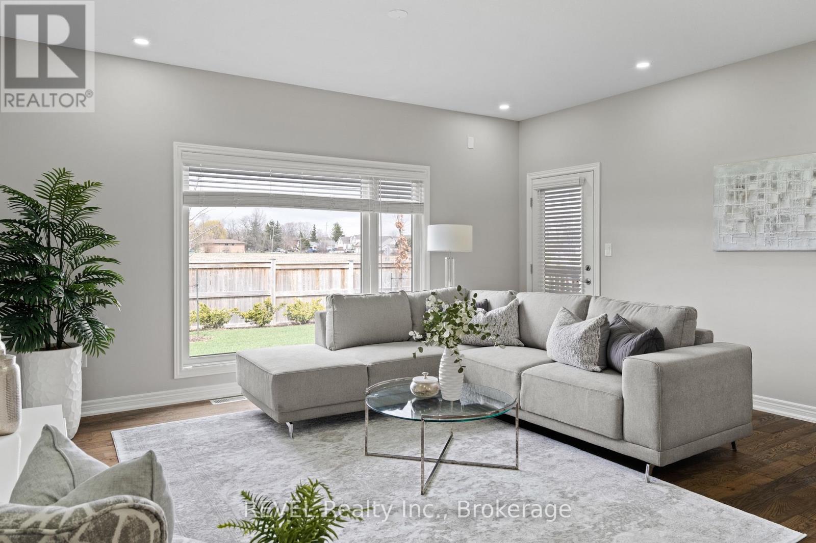 #7 7138 PARSA ST NIAGARA FALLS STREET - Image 14
