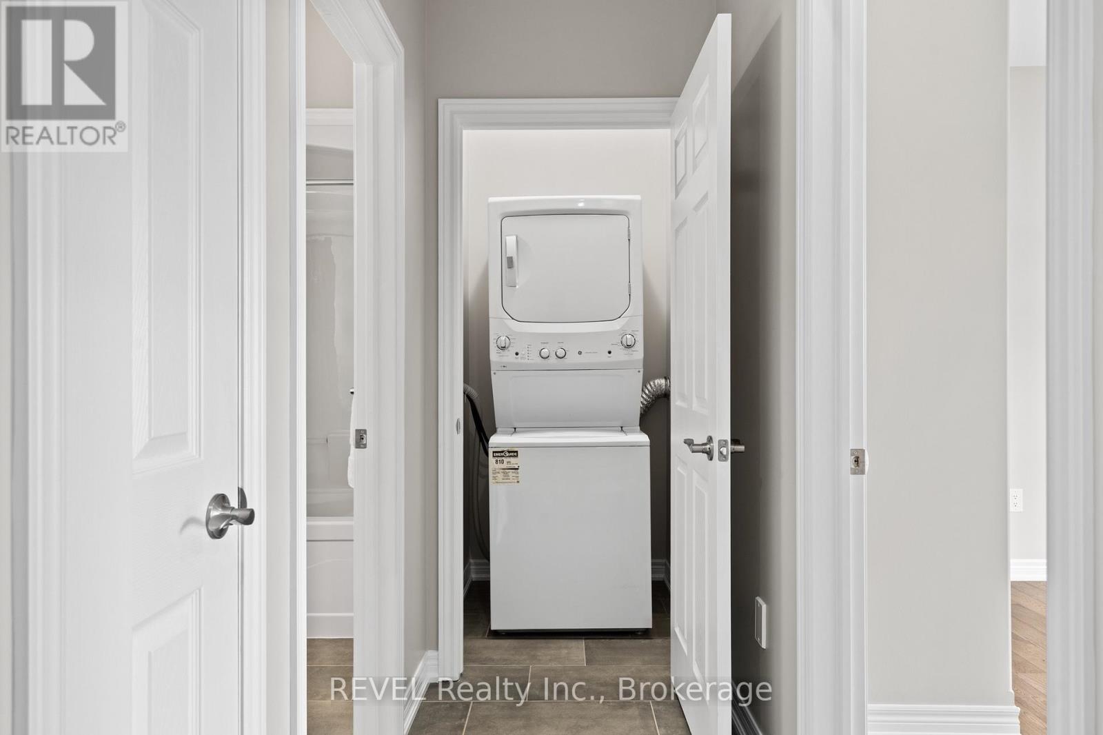 #7 7138 PARSA ST NIAGARA FALLS STREET - Image 23