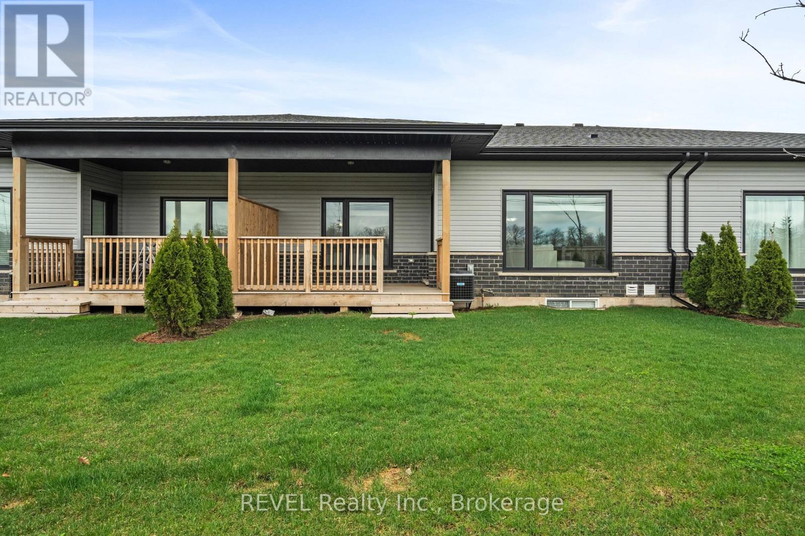 #7 7138 PARSA ST NIAGARA FALLS STREET - Image 29