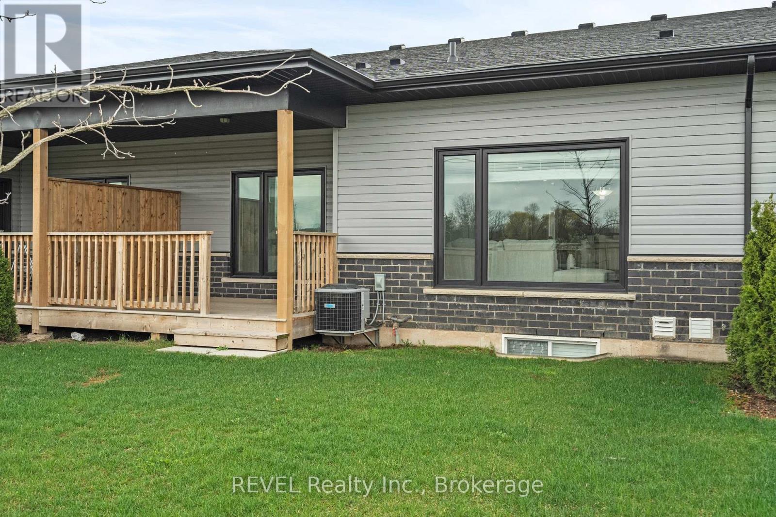 #7 7138 PARSA ST NIAGARA FALLS STREET - Image 30