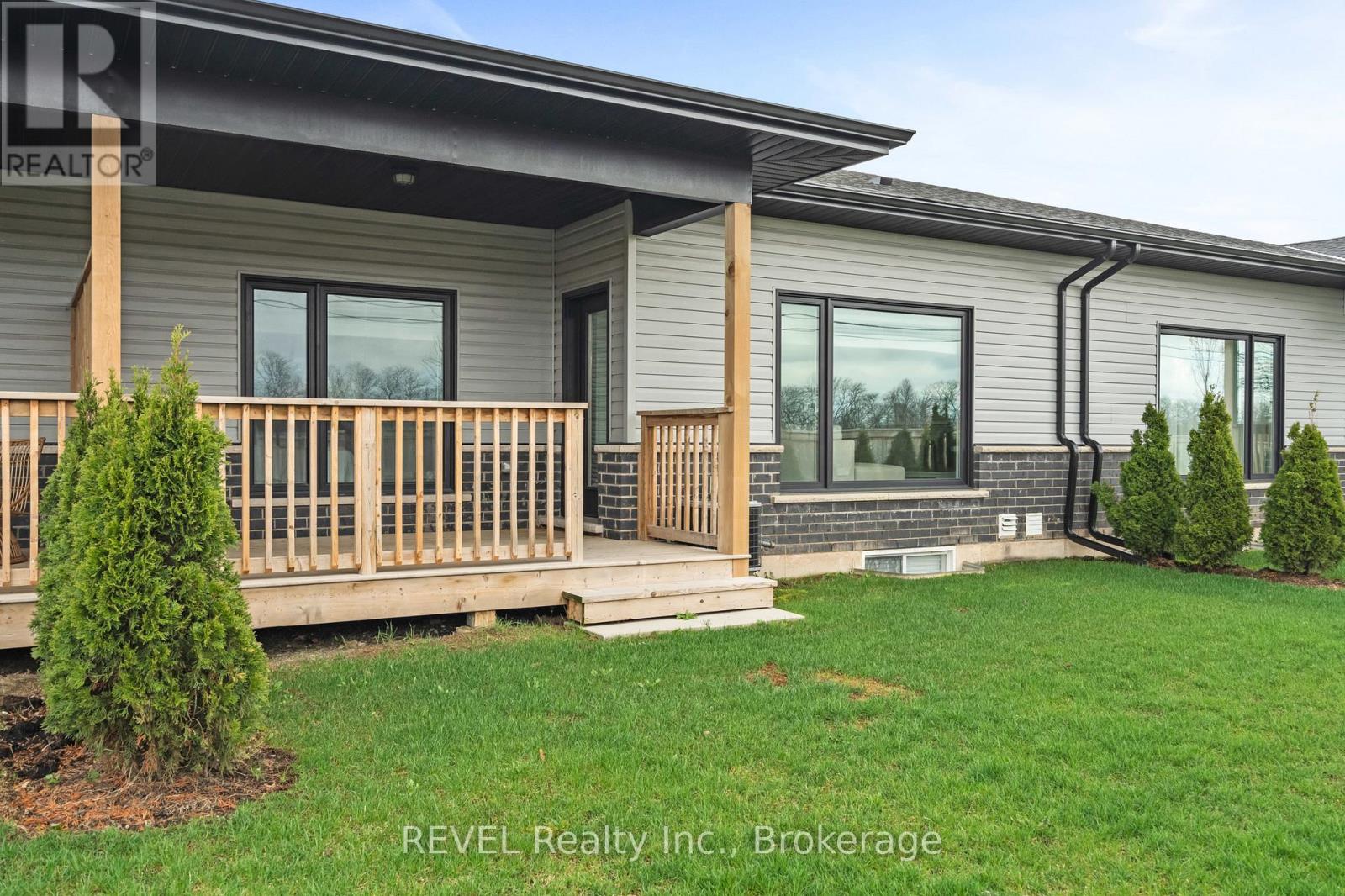 #7 7138 PARSA ST NIAGARA FALLS STREET - Image 31