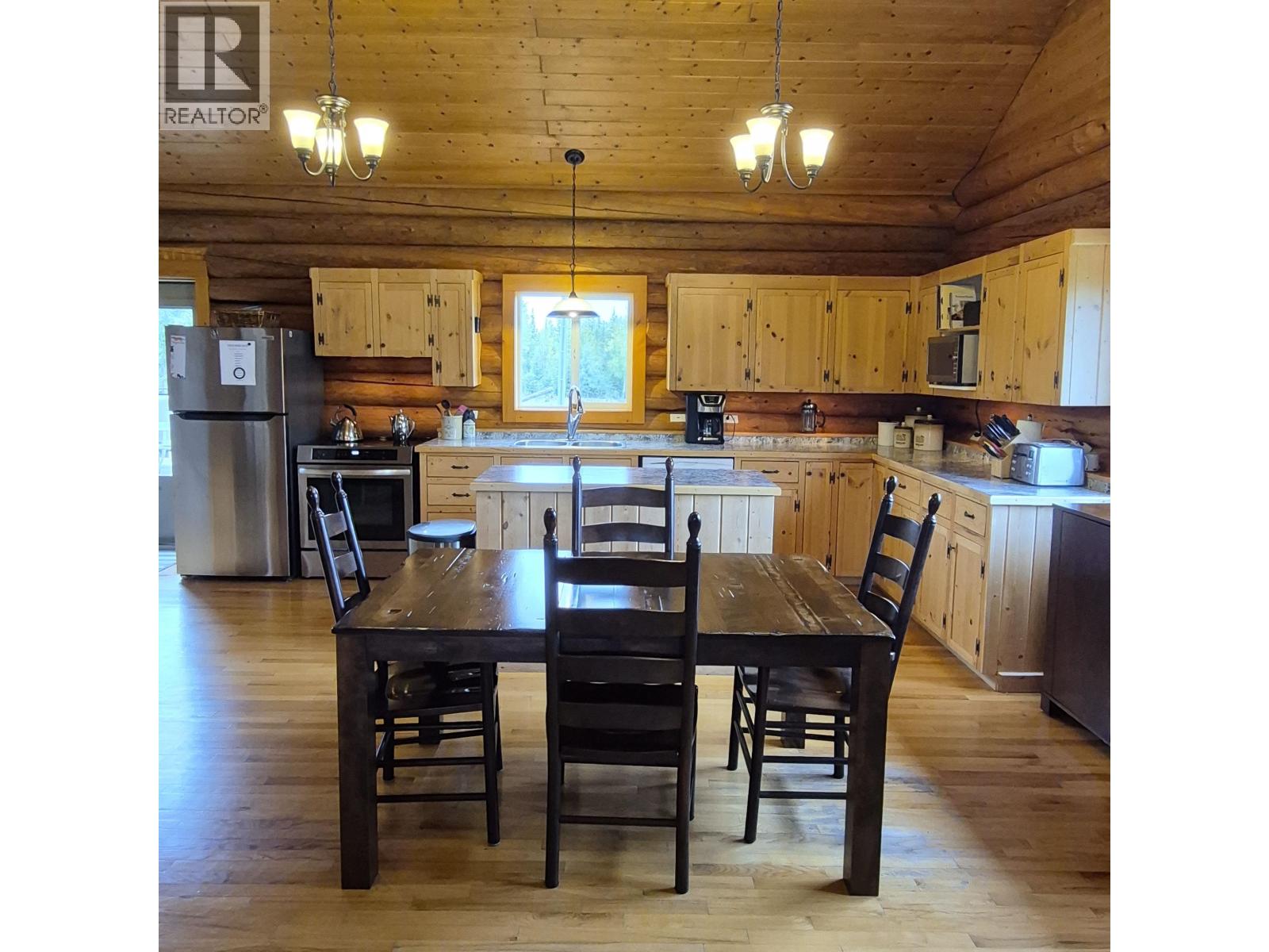 17849 LANGSTON Road, Vanderhoof, British Columbia, V0J3A1, Vanderhoof, British Columbia — photo 5 of 5