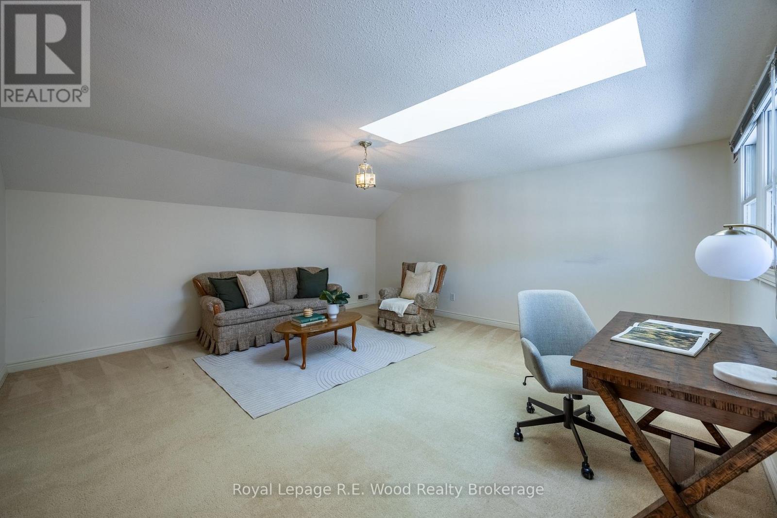 7 SERES DRIVE - Image 24