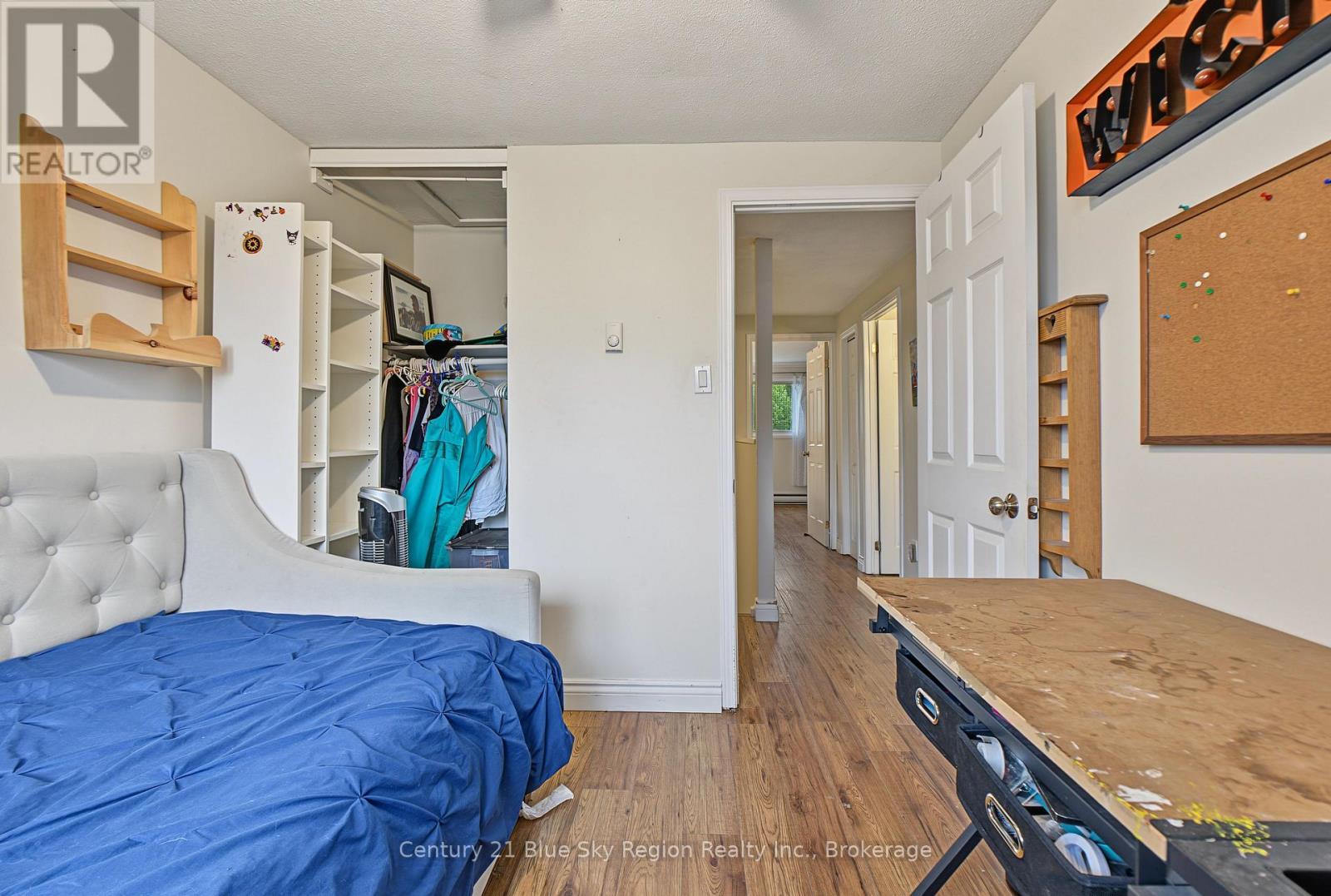 ##46 644 LAKESHORE DRIVE - 22