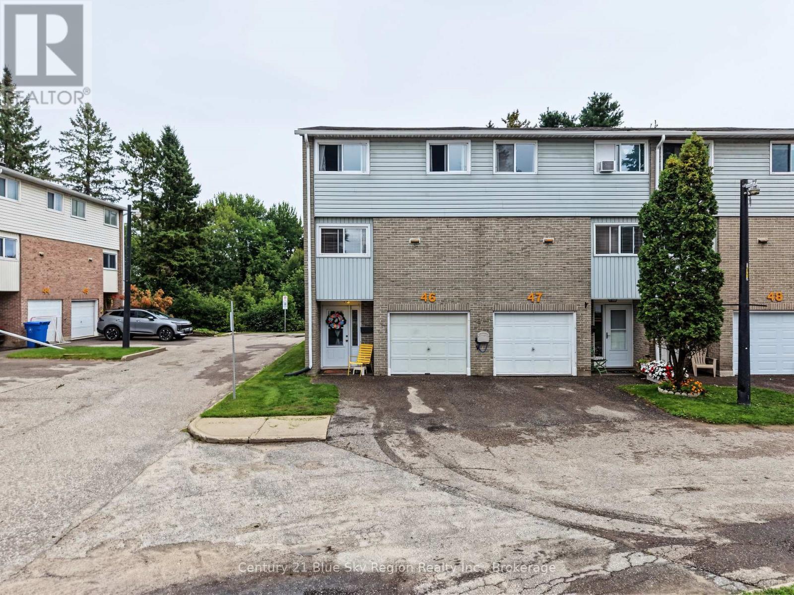 ##46 644 LAKESHORE DRIVE - 4