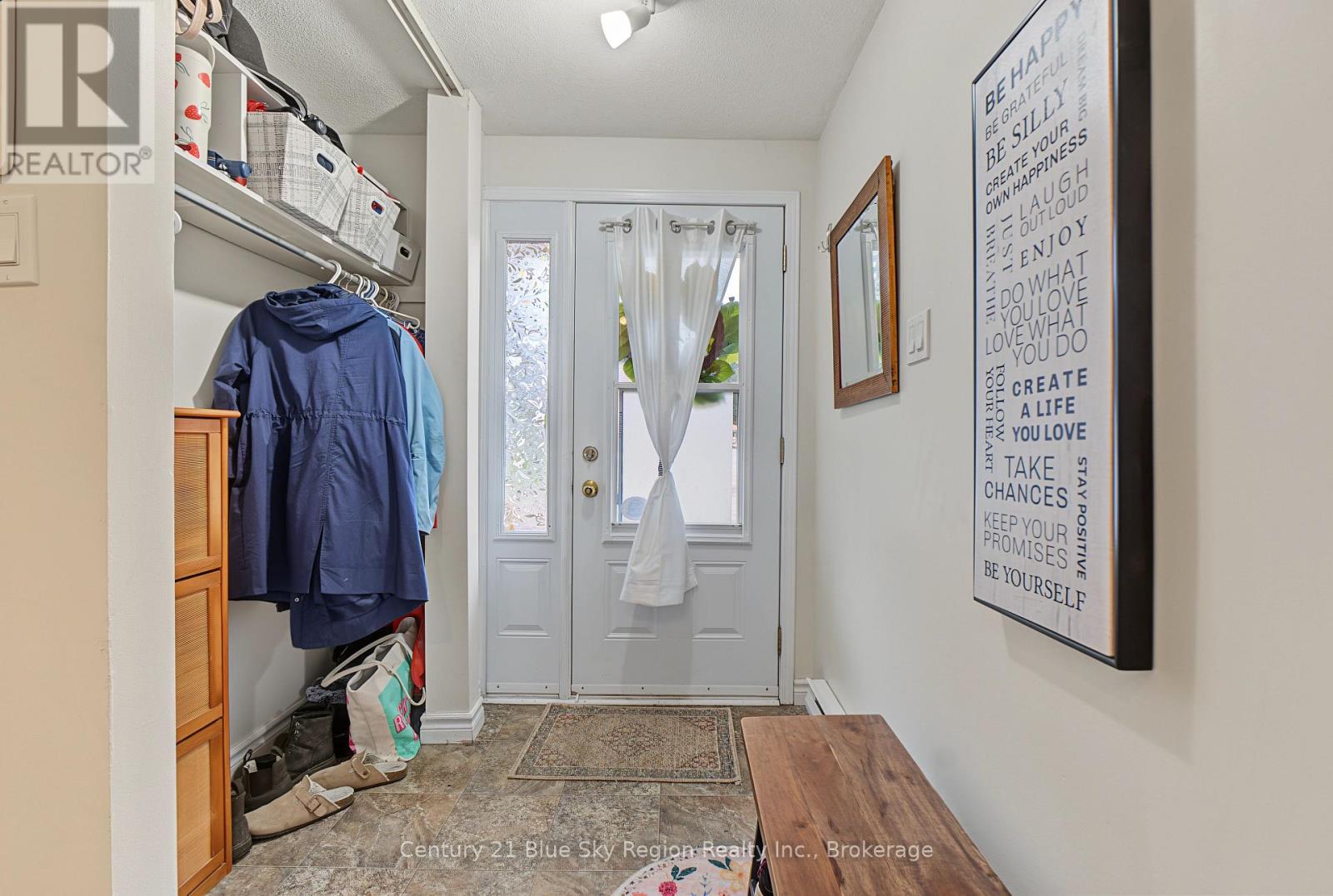 ##46 644 LAKESHORE DRIVE - 5