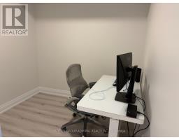 1602 - 215 Fort York Boulevard, Toronto, ON M5V4A2 Photo 9