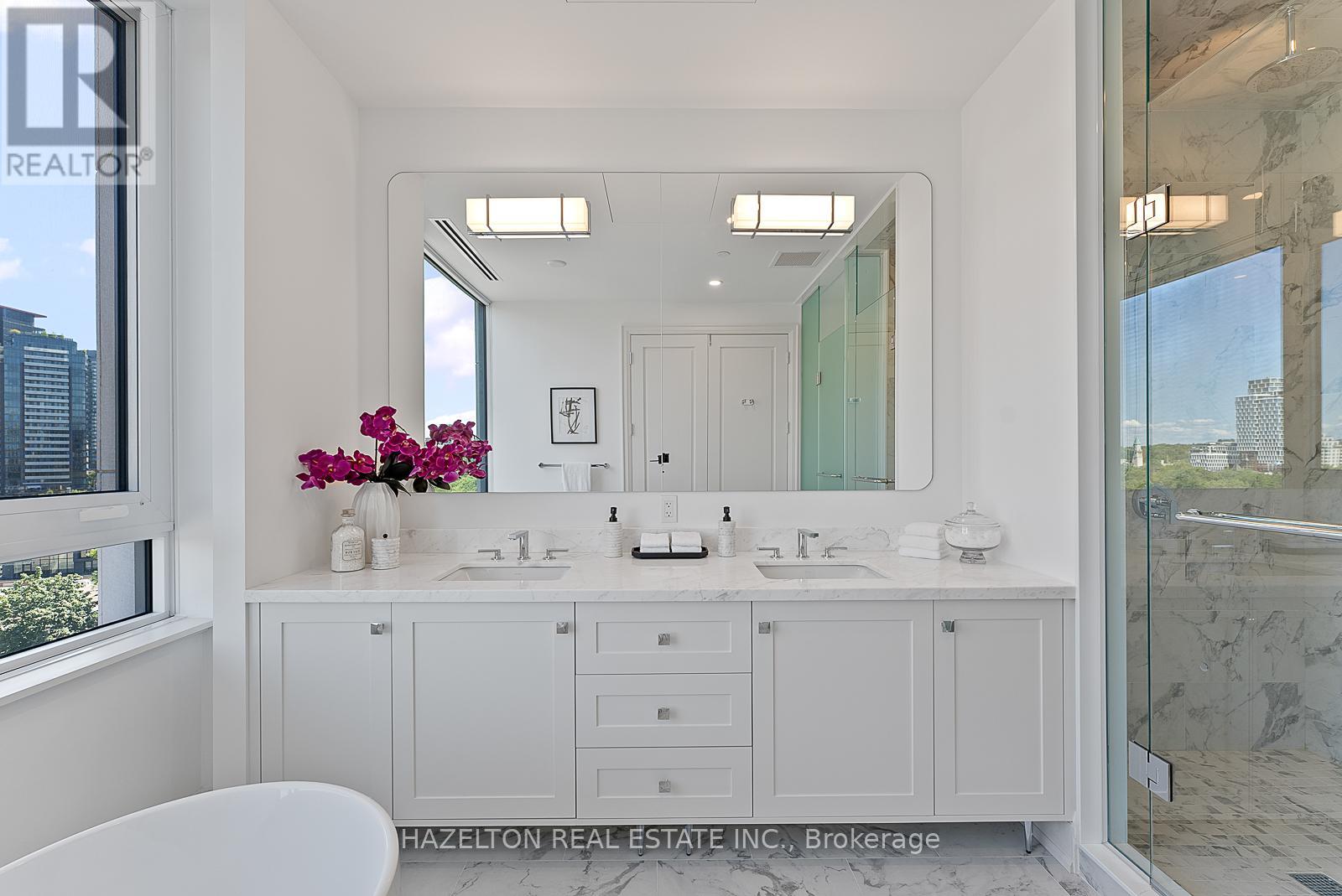 #802 128 HAZELTON AVENUE - Image 24