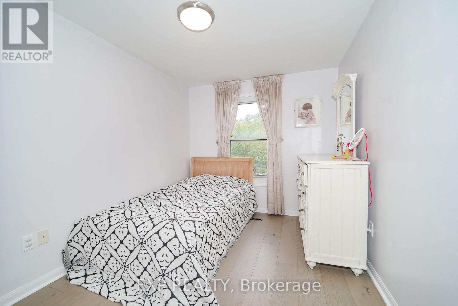 61 WINTERMUTE BOULEVARD - 25