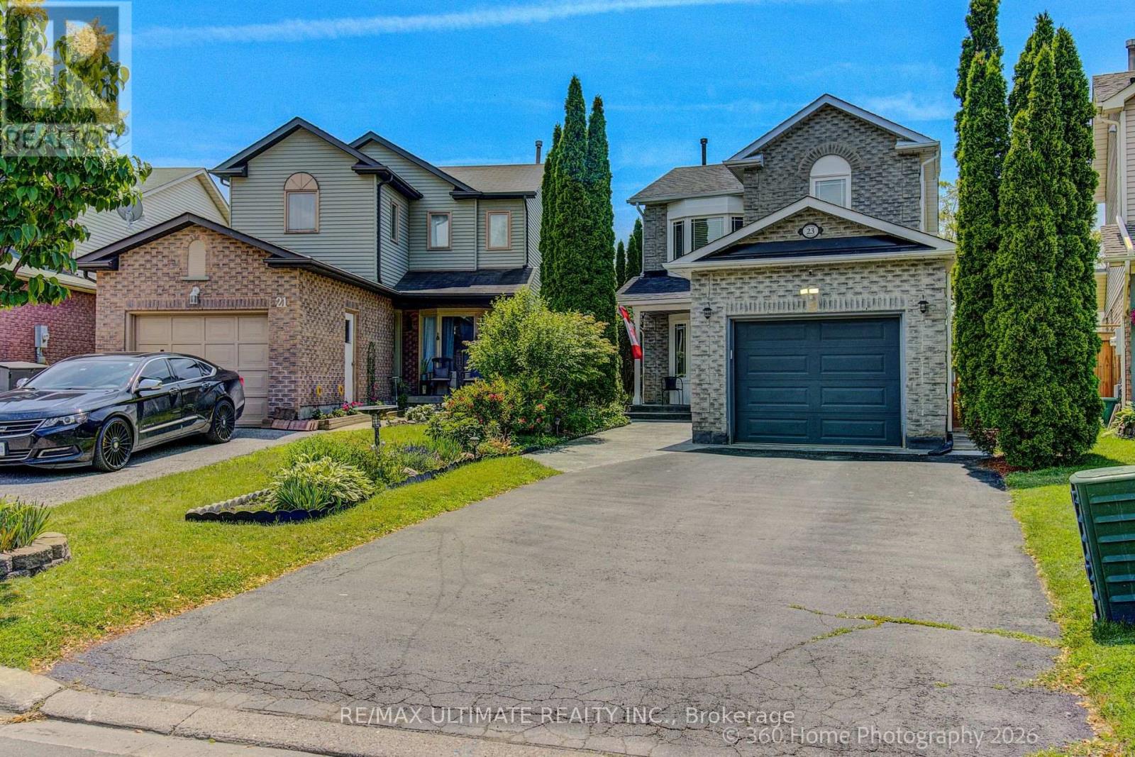 23 WINDHAM CRESCENT - 2