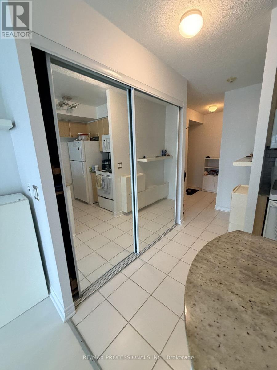 #3015 763 Bay Street, Toronto (Bay Street Corridor), Ontario, M5G2R3, Toronto (Bay Street Corridor), Ontario — photo 5 of 5