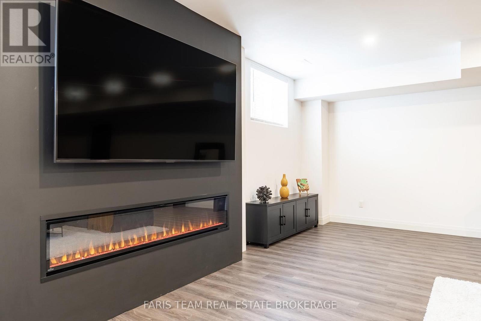 142 MENNILL DRIVE - 28