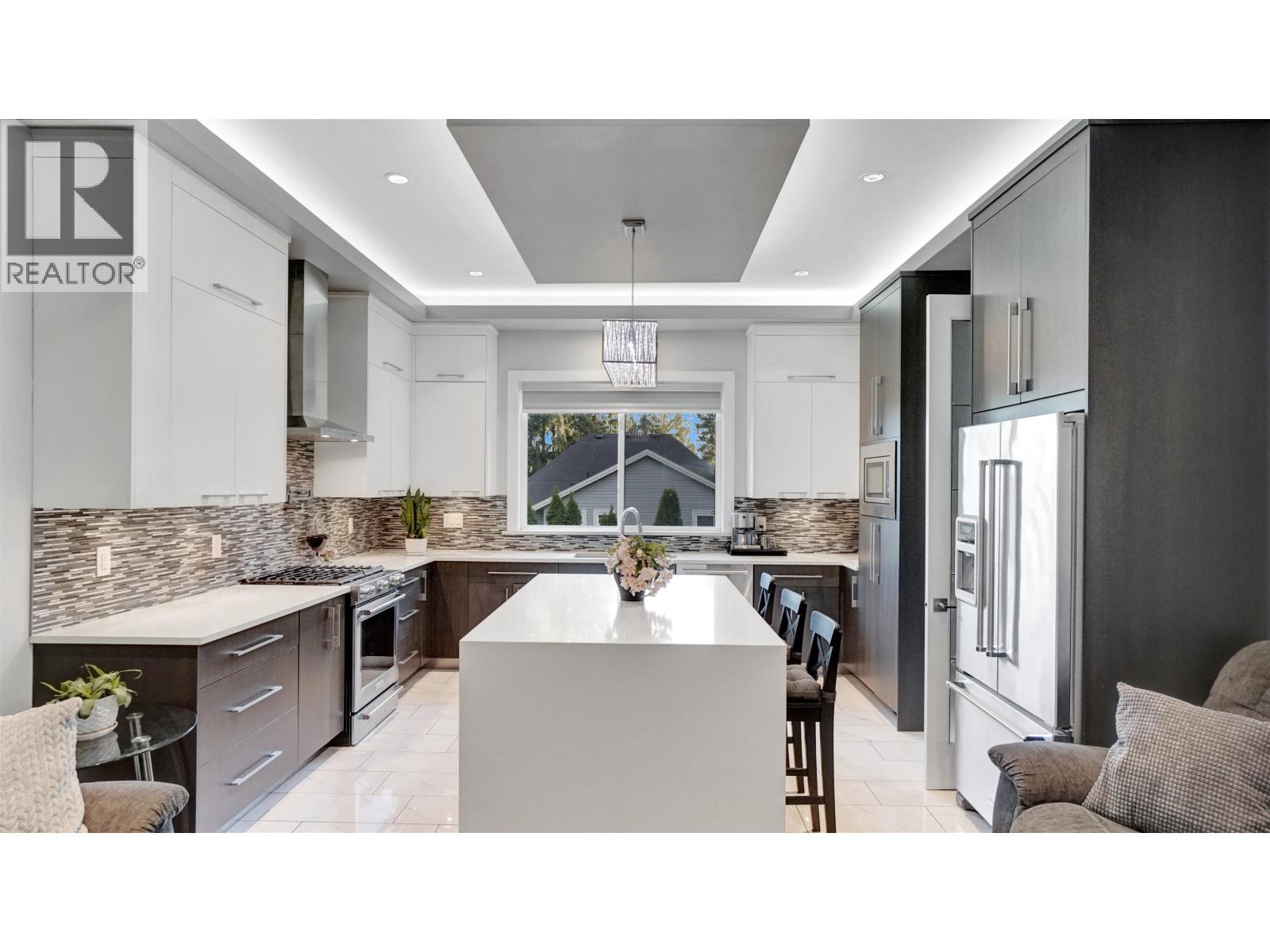 6 Bed, 5 Bath House for Sale in Coquitlam – 3474 GISLASON AVENUE, Coquitlam – MLS# R3146032 - Image 3