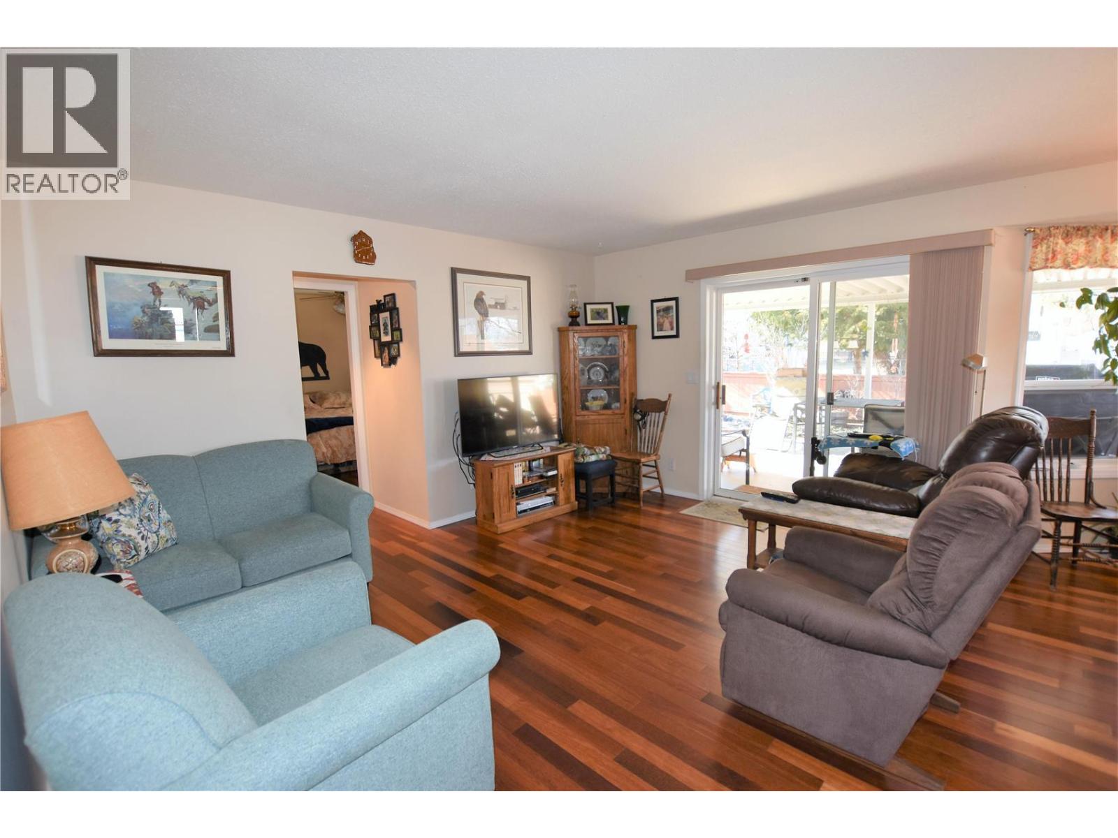 536 Loon Avenue - 14