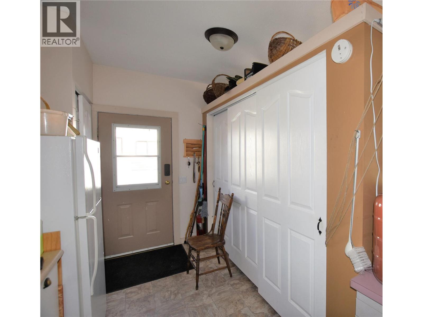 536 Loon Avenue - Image 29
