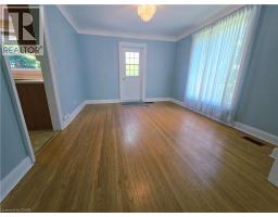 2pc Bathroom - 2047 James Street, Burlington, ON L7R1H4 Photo 10