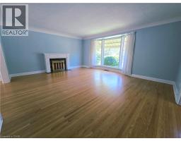 Bedroom - 2047 James Street, Burlington, ON L7R1H4 Photo 6