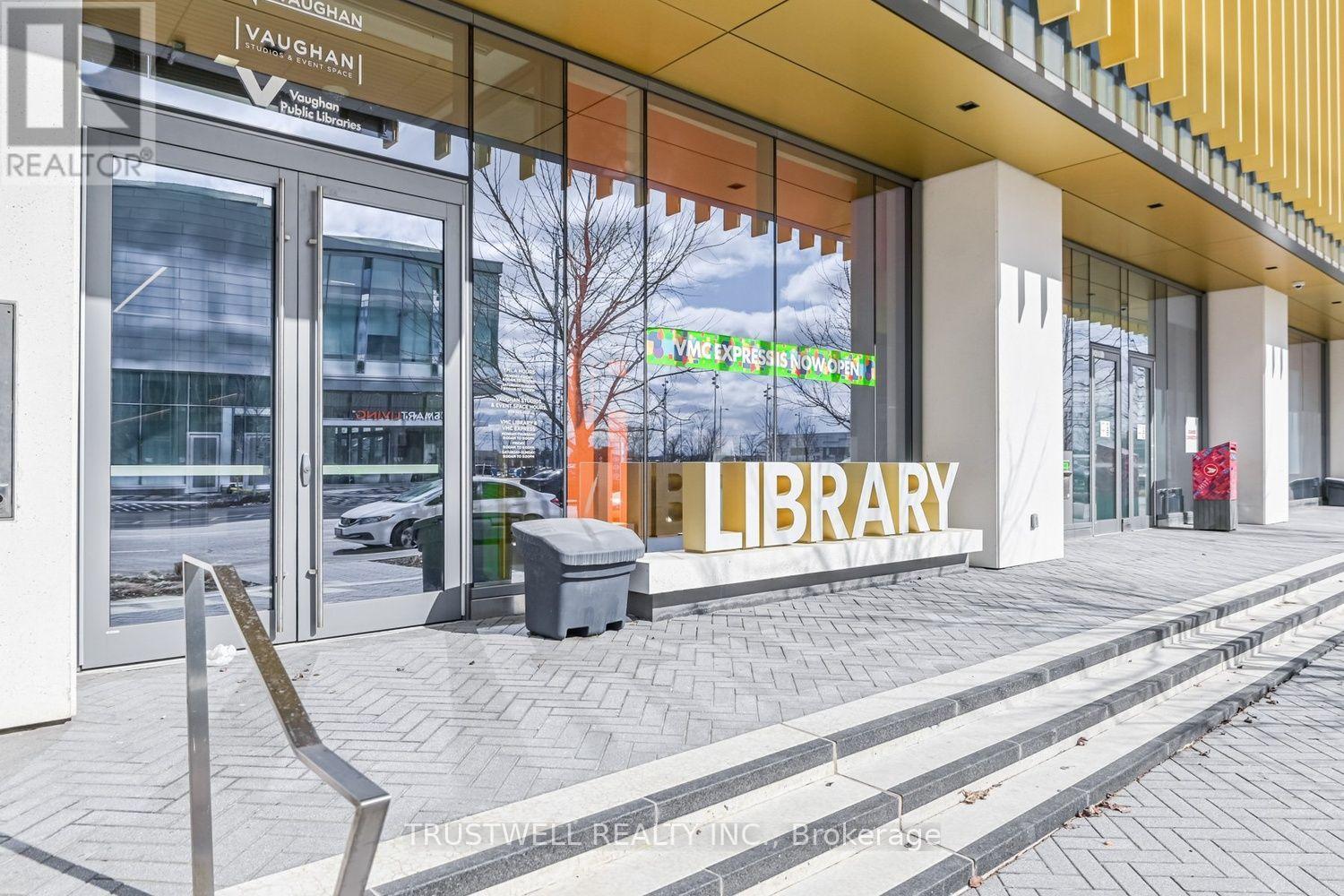#2511 7895 JANE STREET - 39