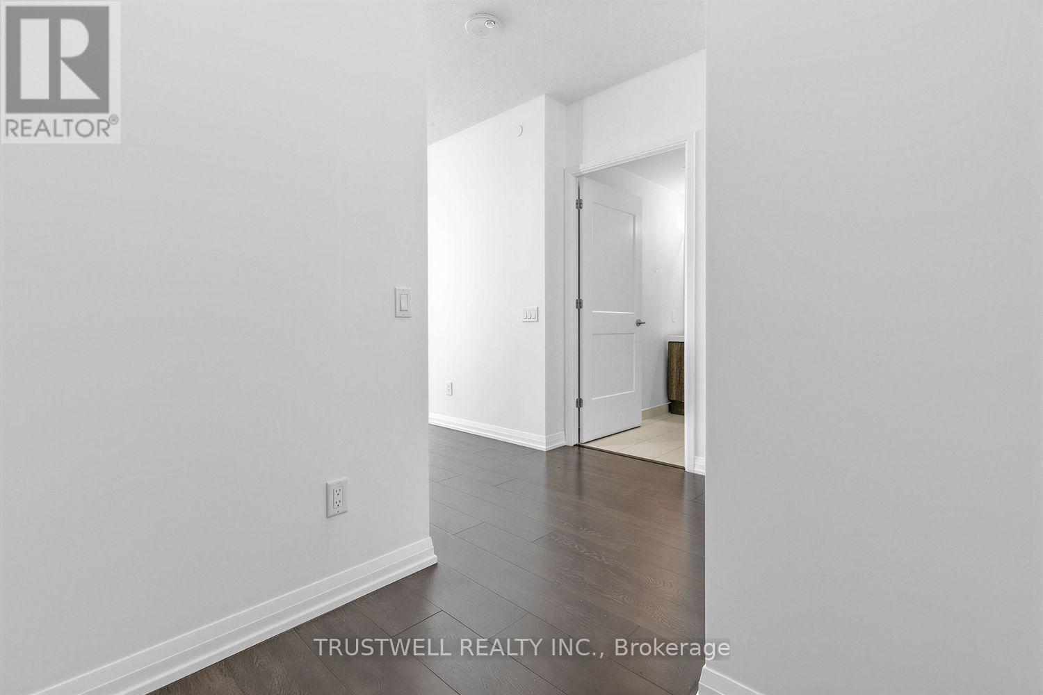 #2511 7895 JANE STREET - 4