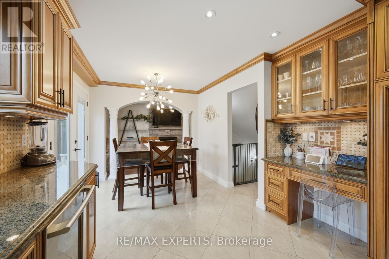 444 MAPLEGROVE AVENUE - Image 18