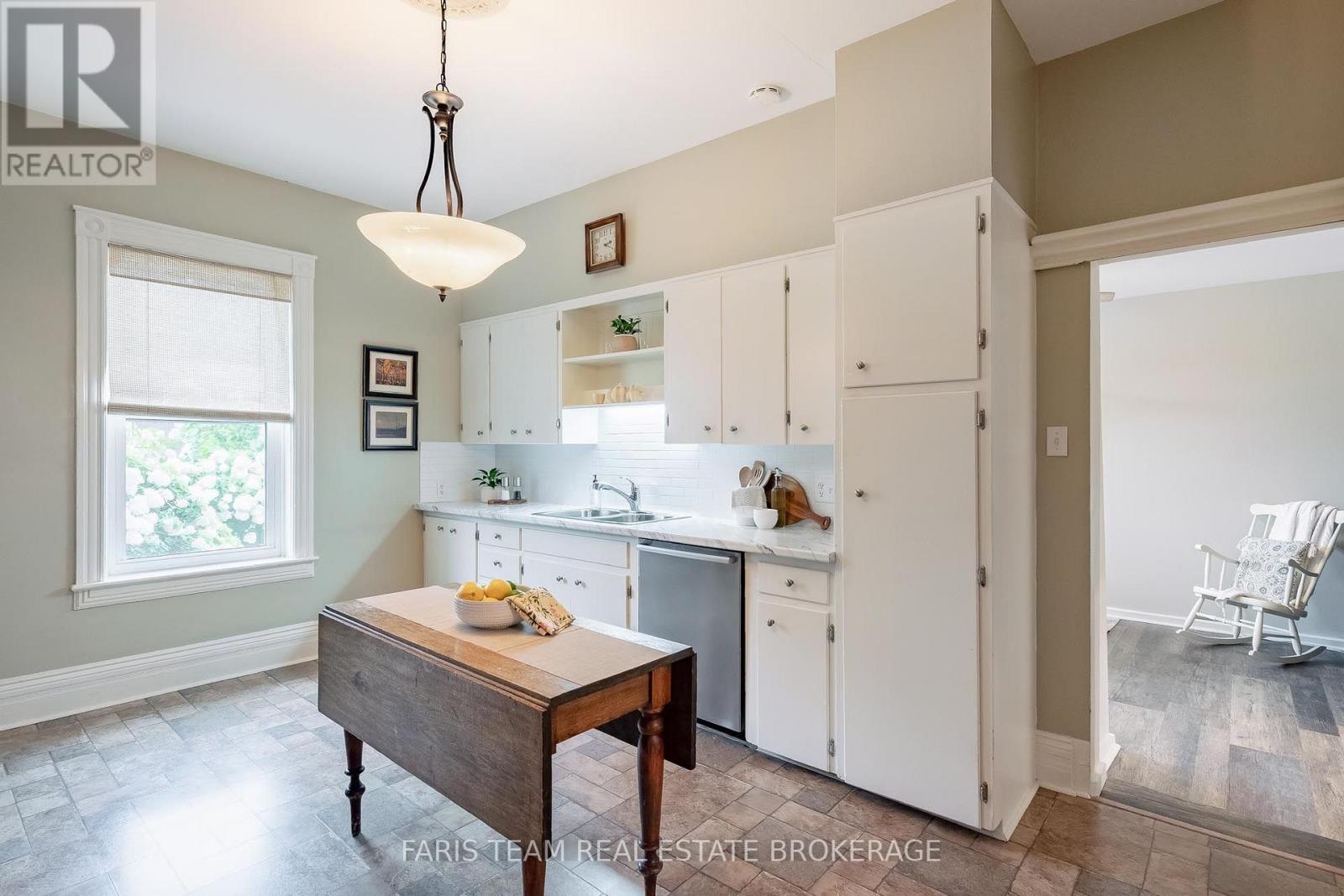 421 MIDLAND AVENUE - Image 6