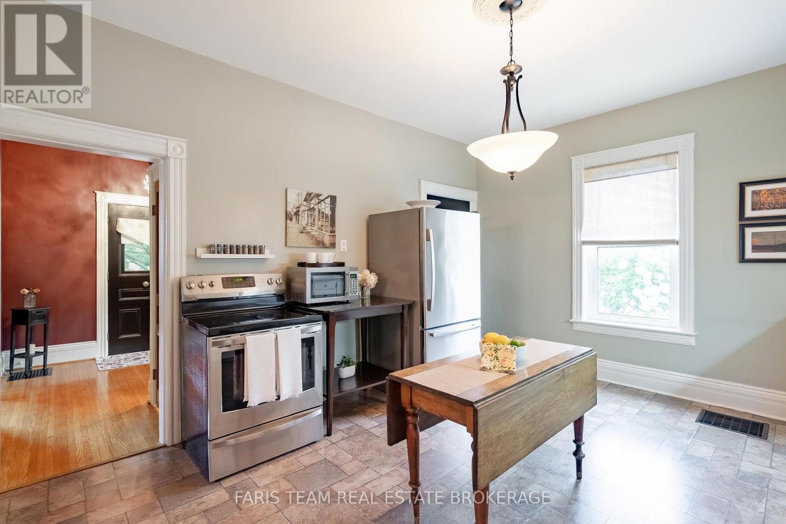 421 MIDLAND AVENUE - Image 7