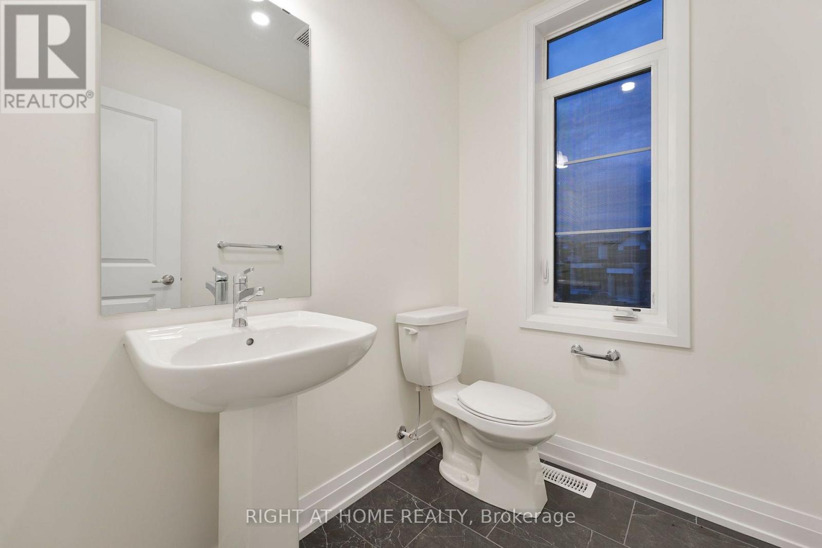 53 BEARBERRY ROAD - 23