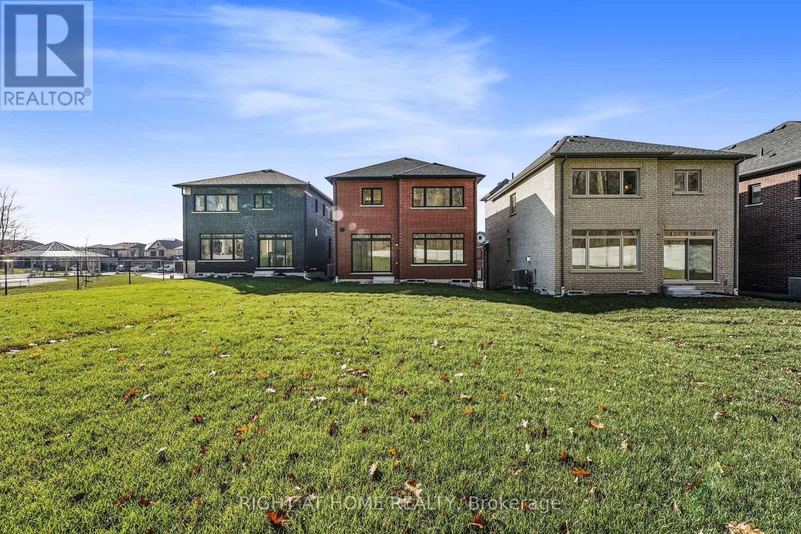 53 BEARBERRY ROAD - 40