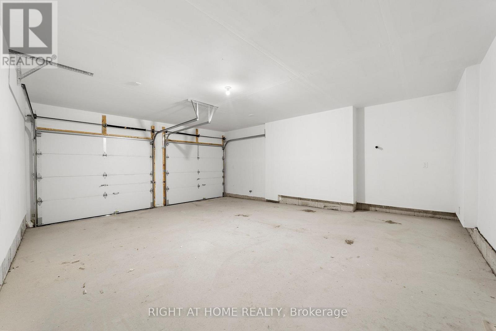 46 DAFFODIL ROAD - Image 30