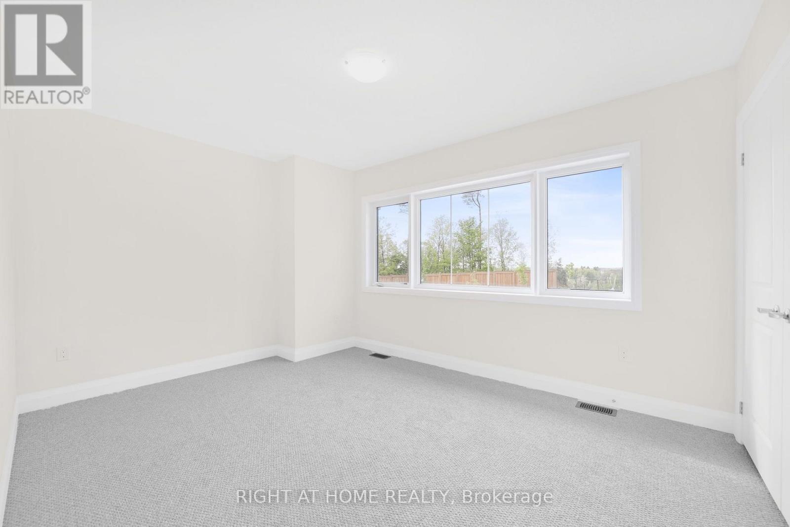 46 BEARBERRY ROAD - 25