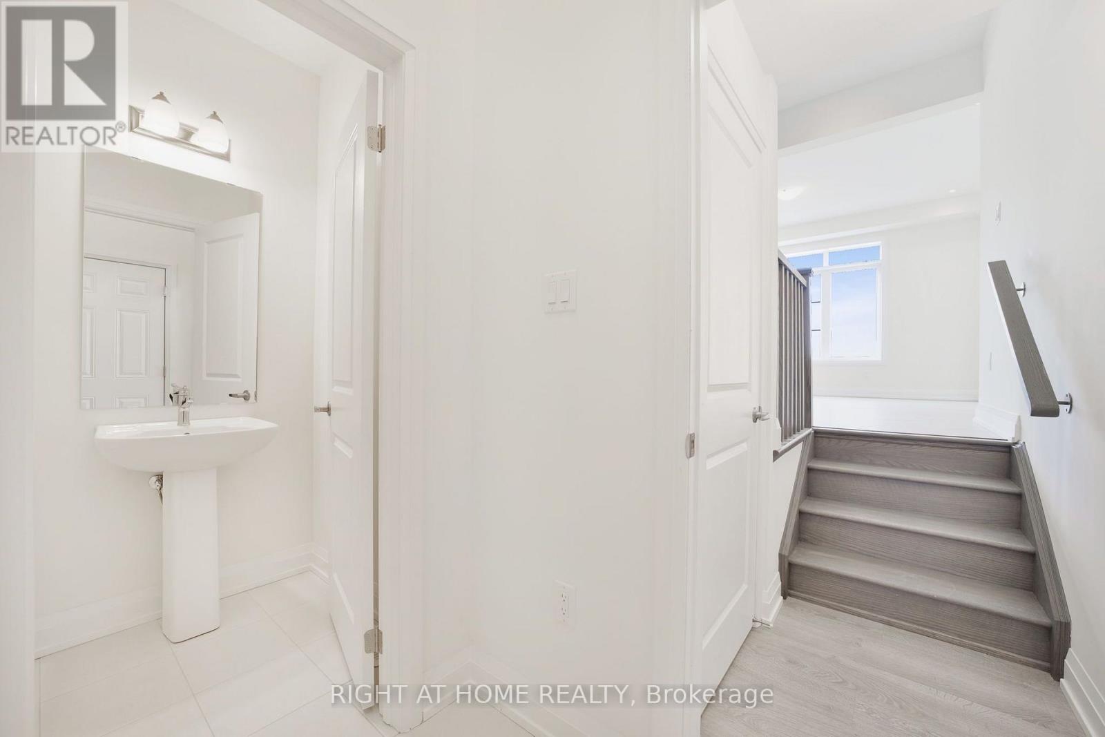 46 BEARBERRY ROAD - Image 32