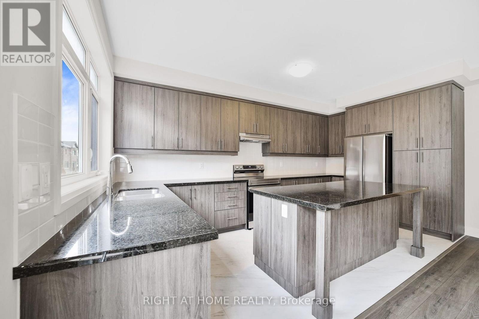 15 CALYPSO AVENUE - 14