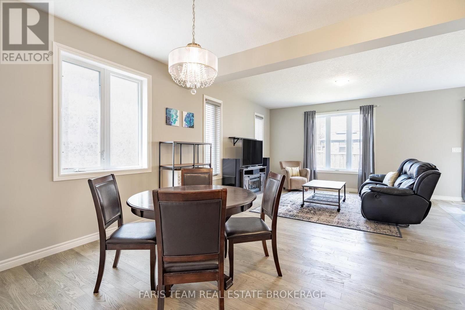 1016 WRIGHT DRIVE - 9