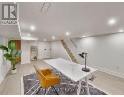 37 Gilbert Avenue, Toronto, ON M6E4W2 Photo 21