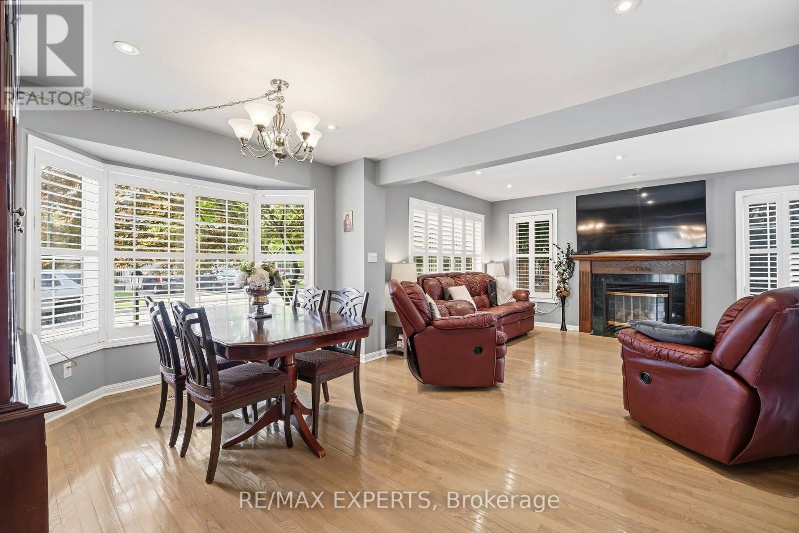 603 CAVERHILL CRESCENT - 14