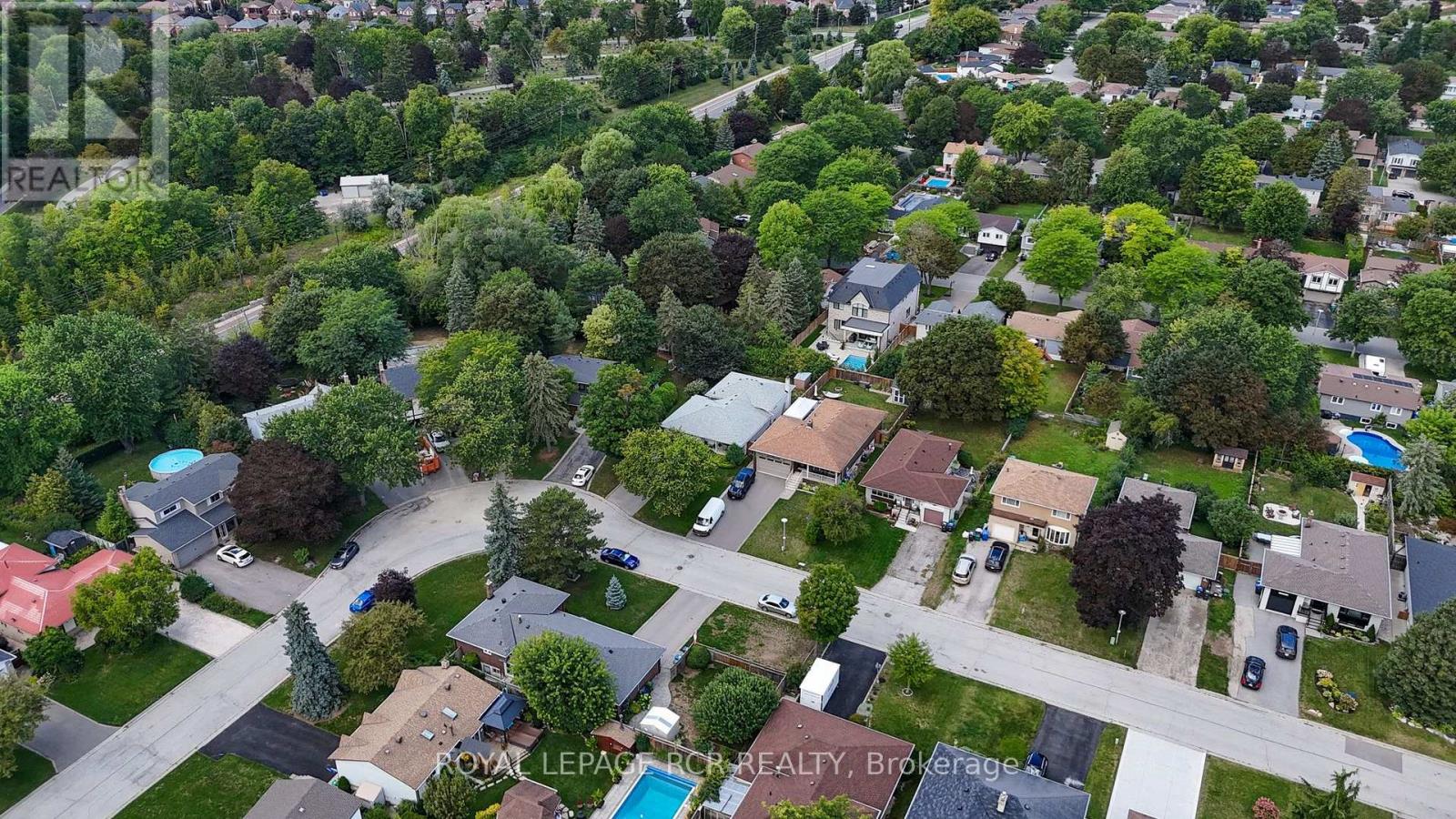 71 BIRCHVIEW CRESCENT - 31