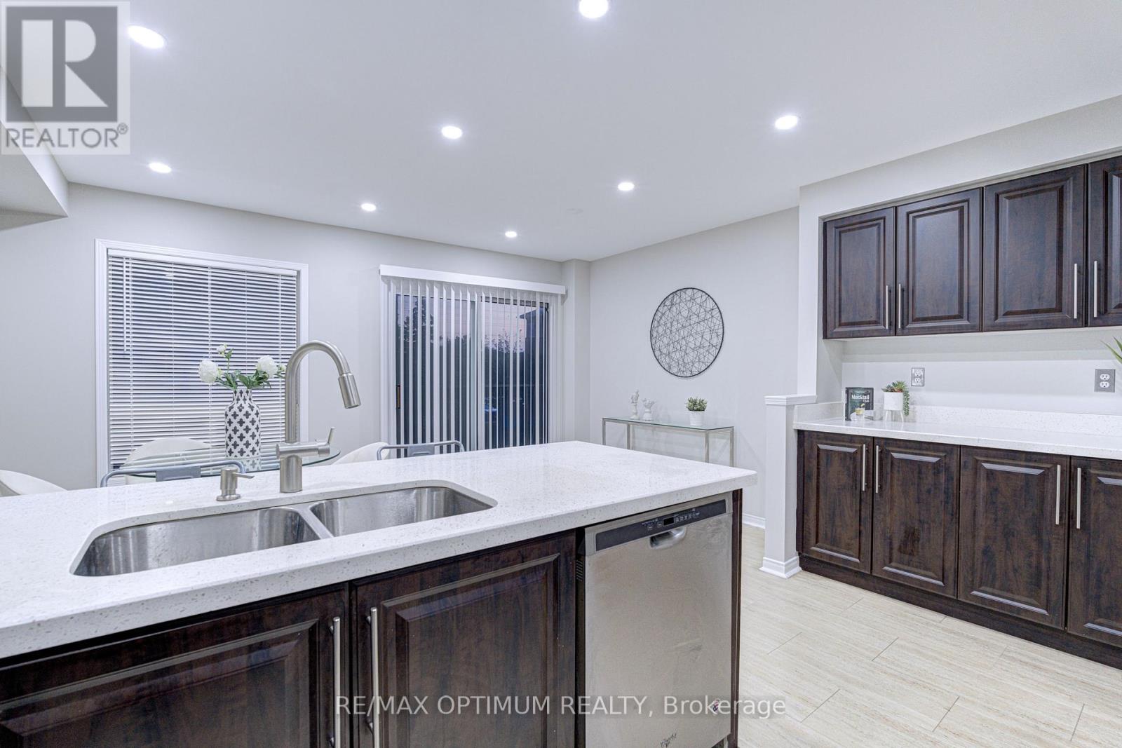 #83 5030 HEATHERLEIGH AVENUE - 17