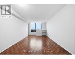 1910a - 2350 Dundas Street W, Toronto, ON M6P4B1 Photo 9