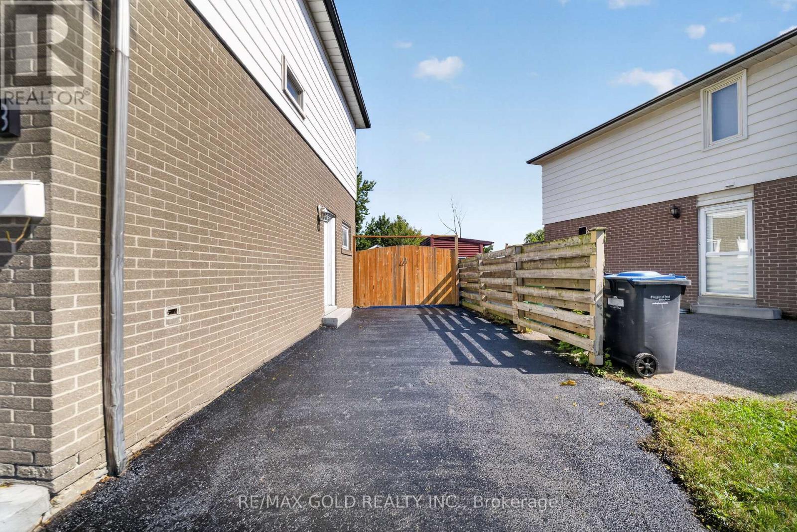 8 EARNSCLIFFE GATE - 3