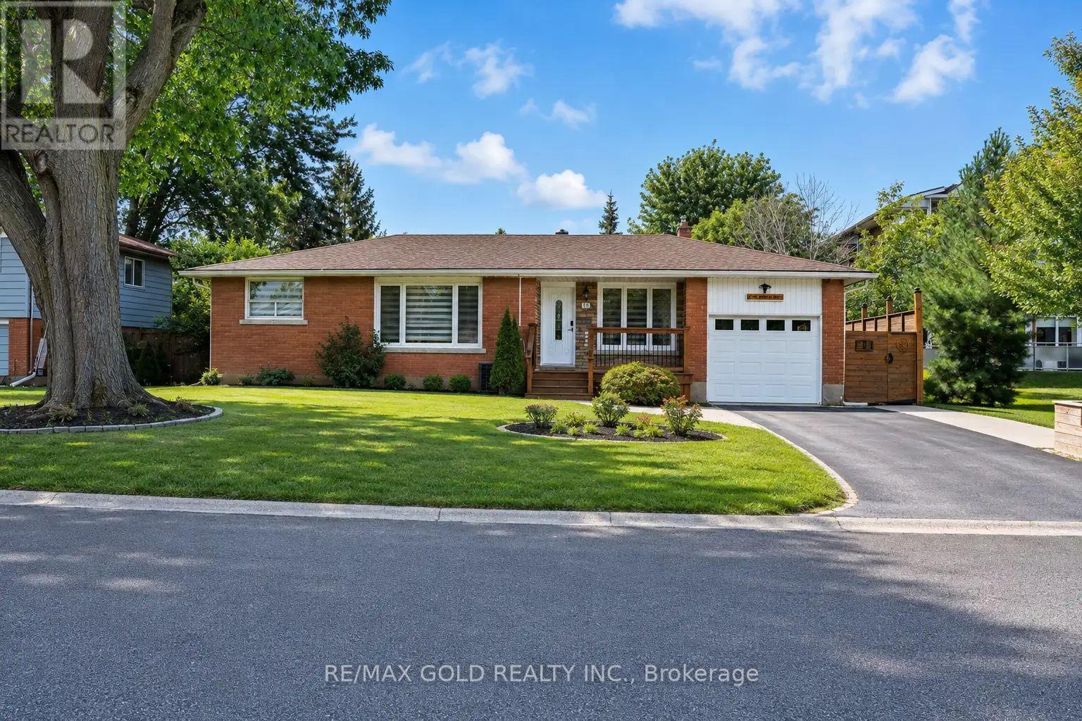 16 BRADEN AVENUE - 1